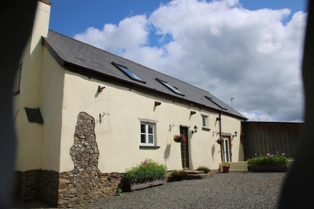Award Winning Lower Whitsleigh Farm Cottage Roborough Eksteriør bilde
